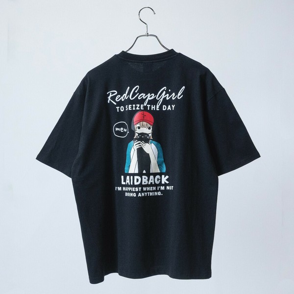 HAPPIEST WHEN LAIDBACK T-SHIRT